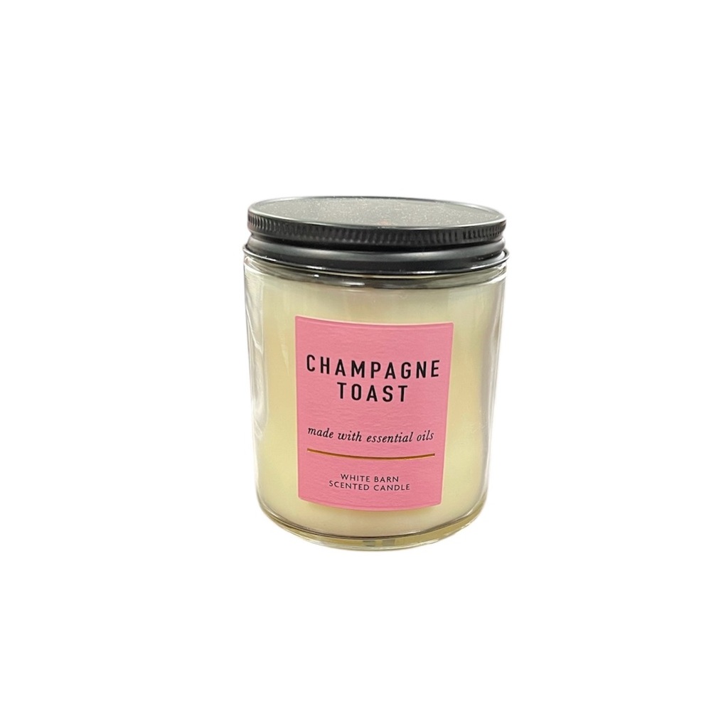 White Barn Champagne Toast Scented Candle (7 oz) (NWT)